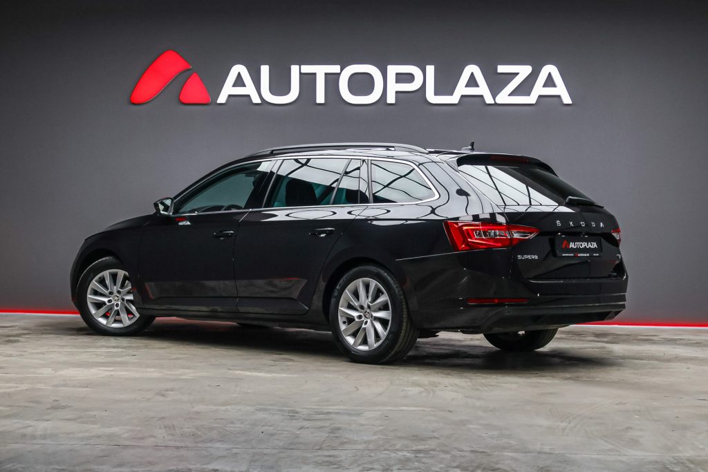 Skoda Superb 2021