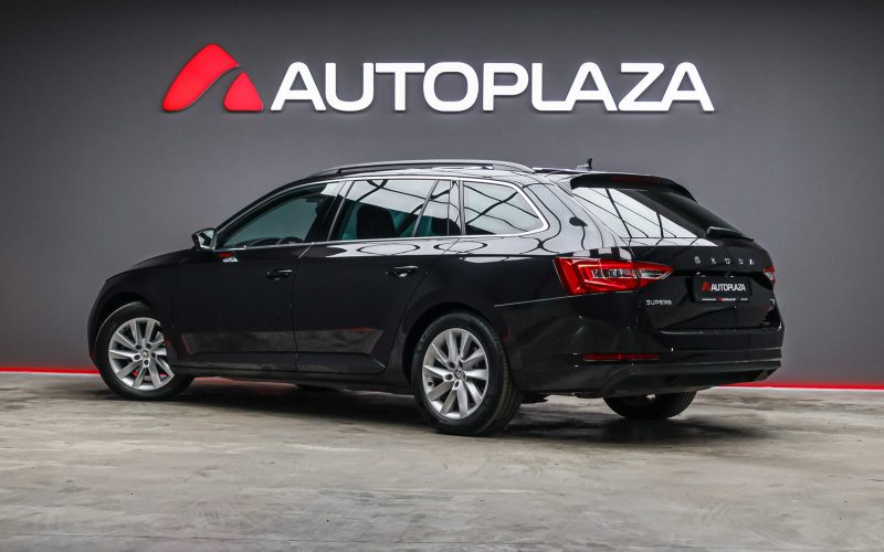 Skoda Superb 2021