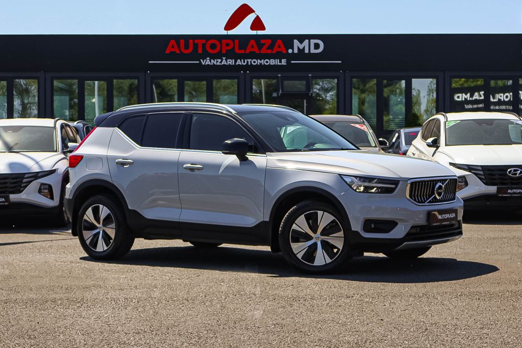 Volvo XC40 2021