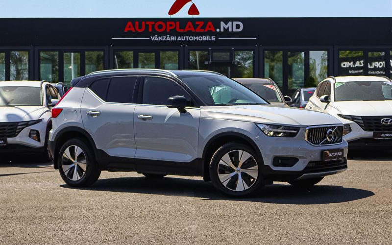 Volvo XC40 2021
