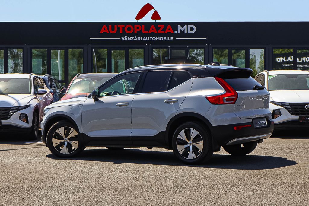Volvo XC40 2021