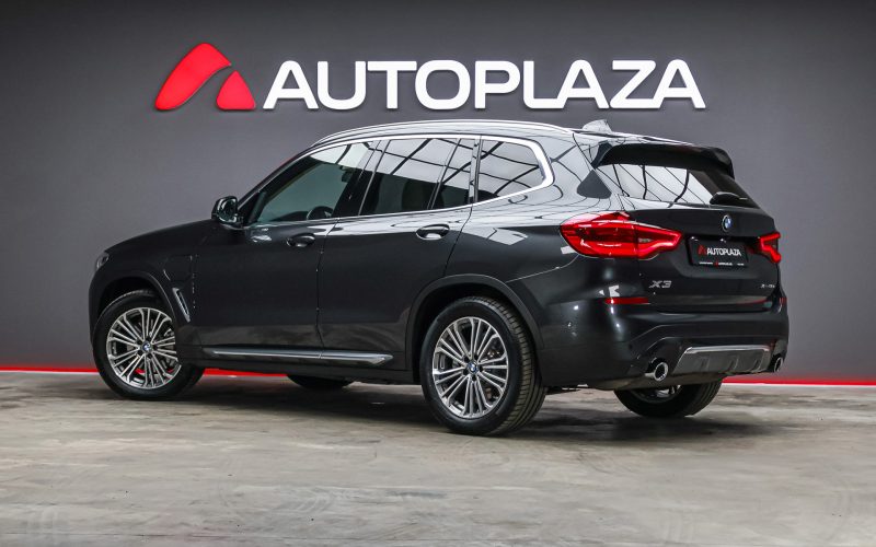BMW X3 2021