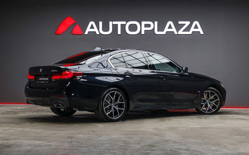 BMW 5 Series 2021