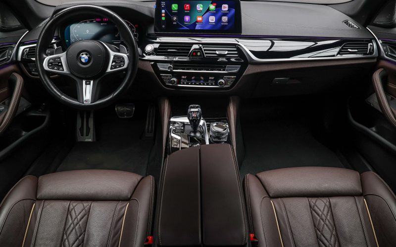 BMW 5 Series 2021