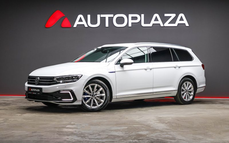 Volkswagen Passat 2023