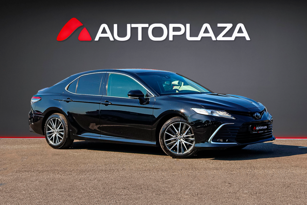Toyota Camry 2023