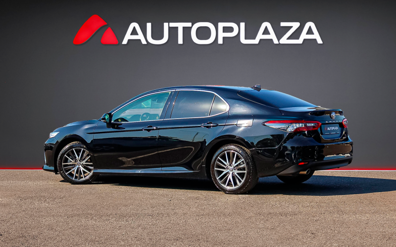 Toyota Camry 2023