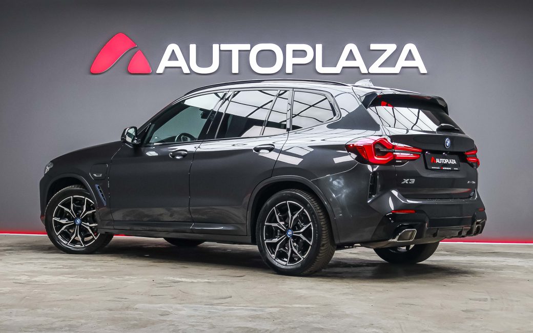 BMW X3 2021