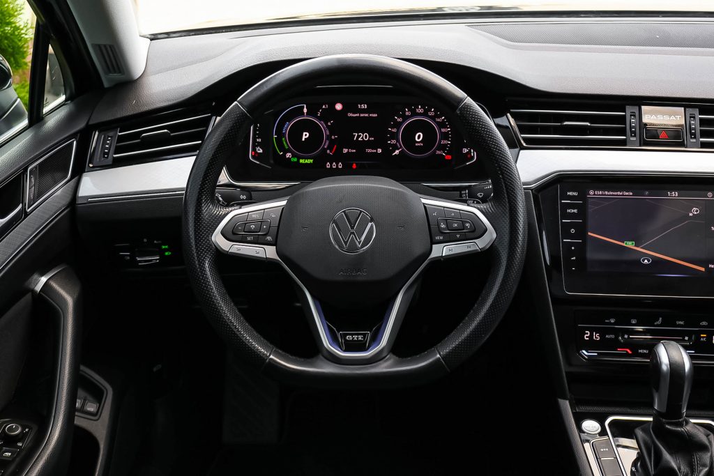Volkswagen Passat 2022