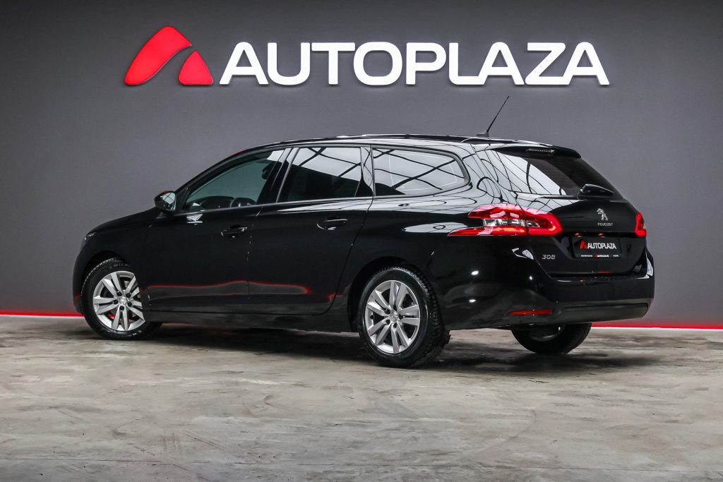 Peugeot 308 2021
