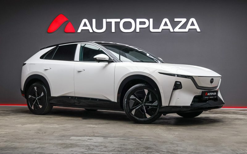 Mazda EZ-60 2025