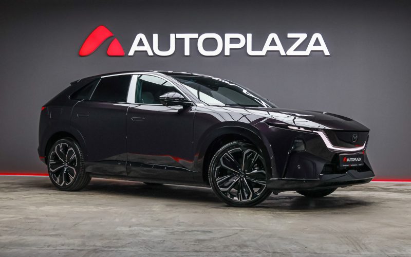 Mazda EZ-60 2025