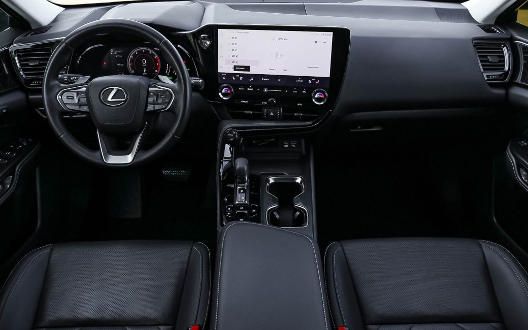 Lexus NX 2022