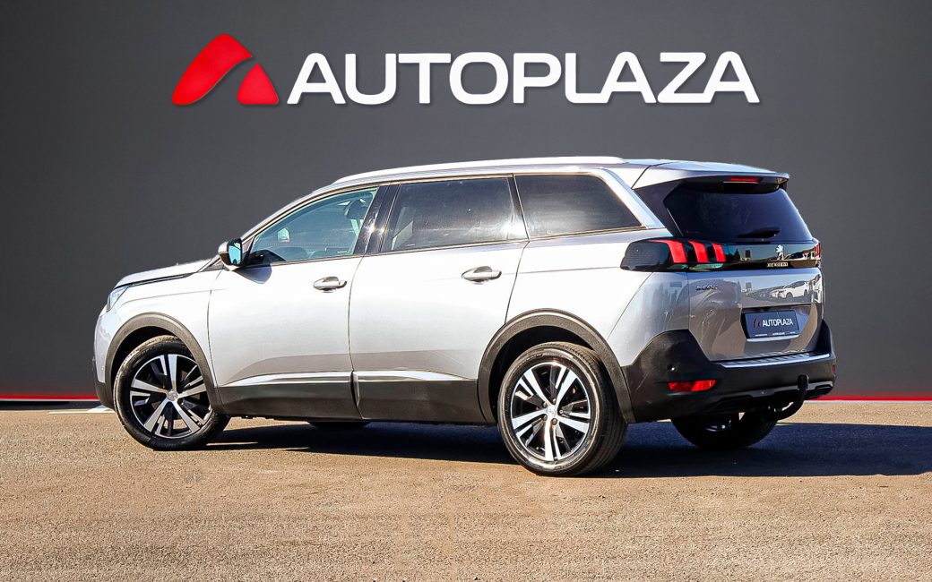Peugeot 5008 2020