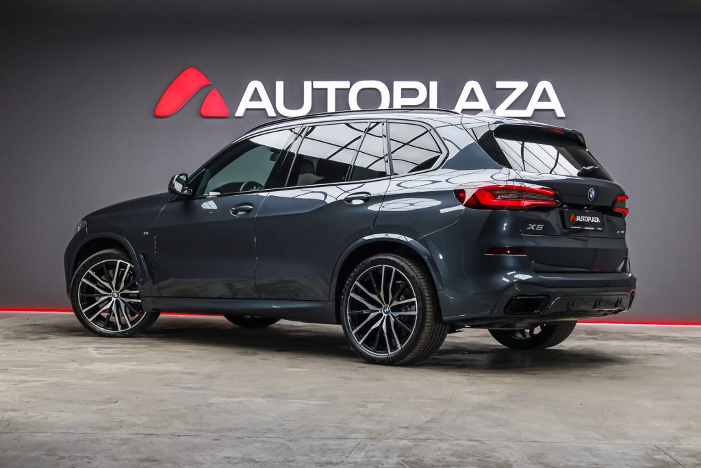 BMW X5 2021