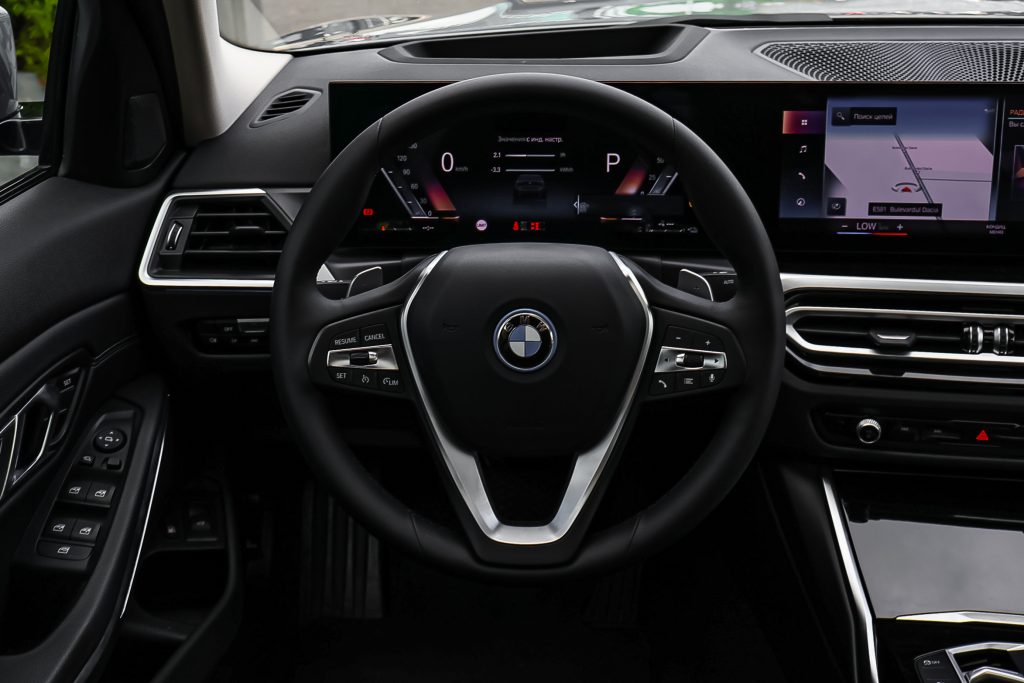 BMW 3 Series 2023