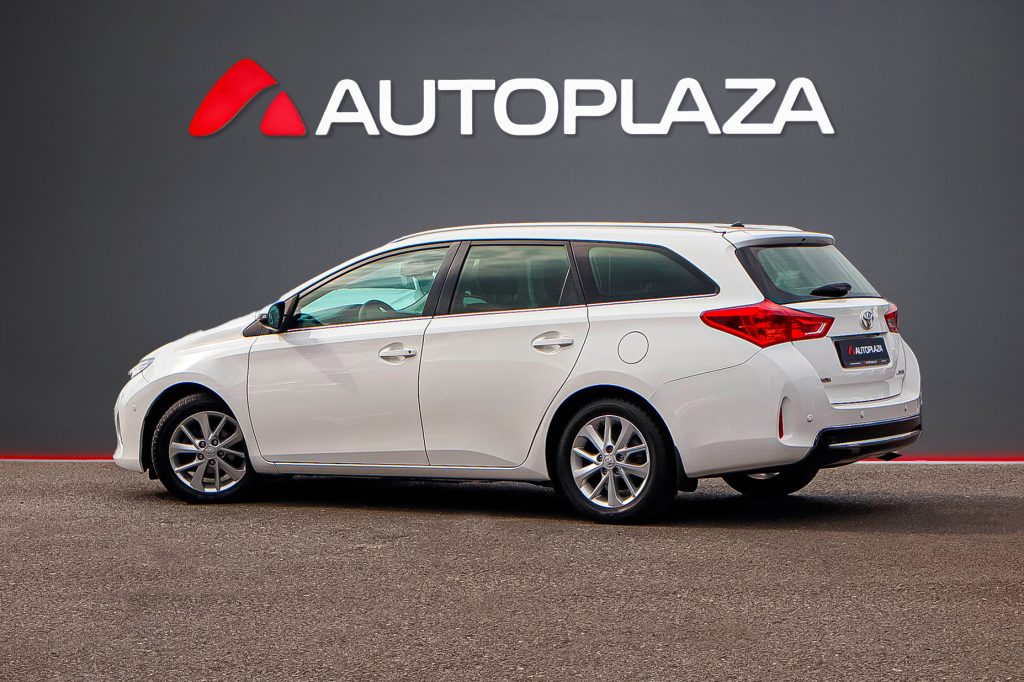 Toyota Auris 2014