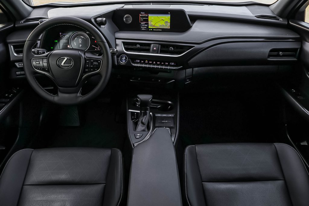 Lexus UX 2021