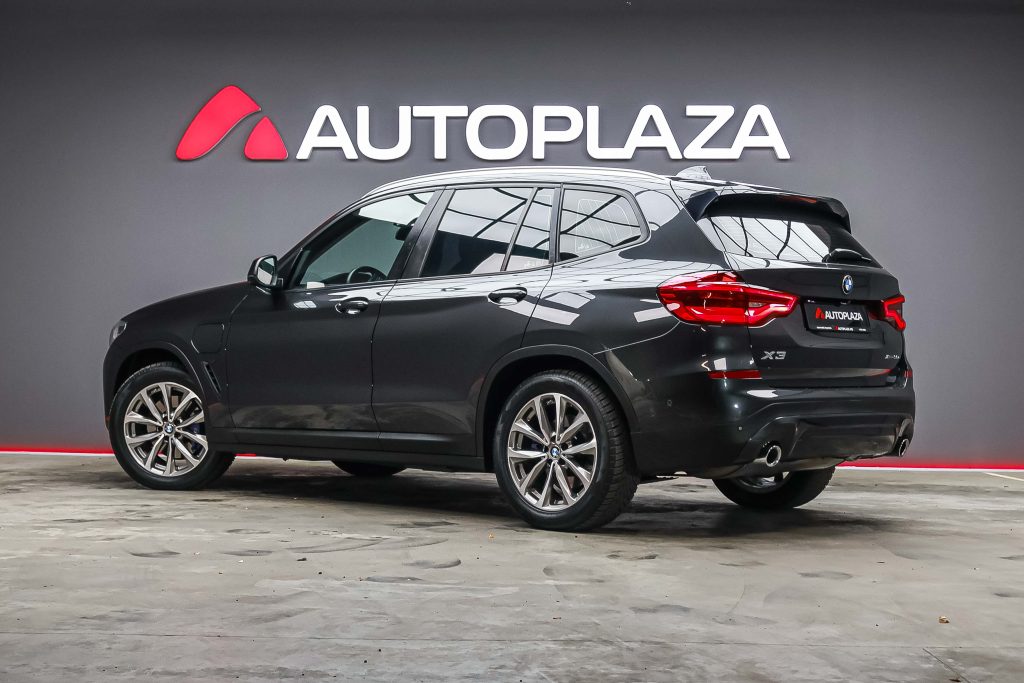 BMW X3 2021