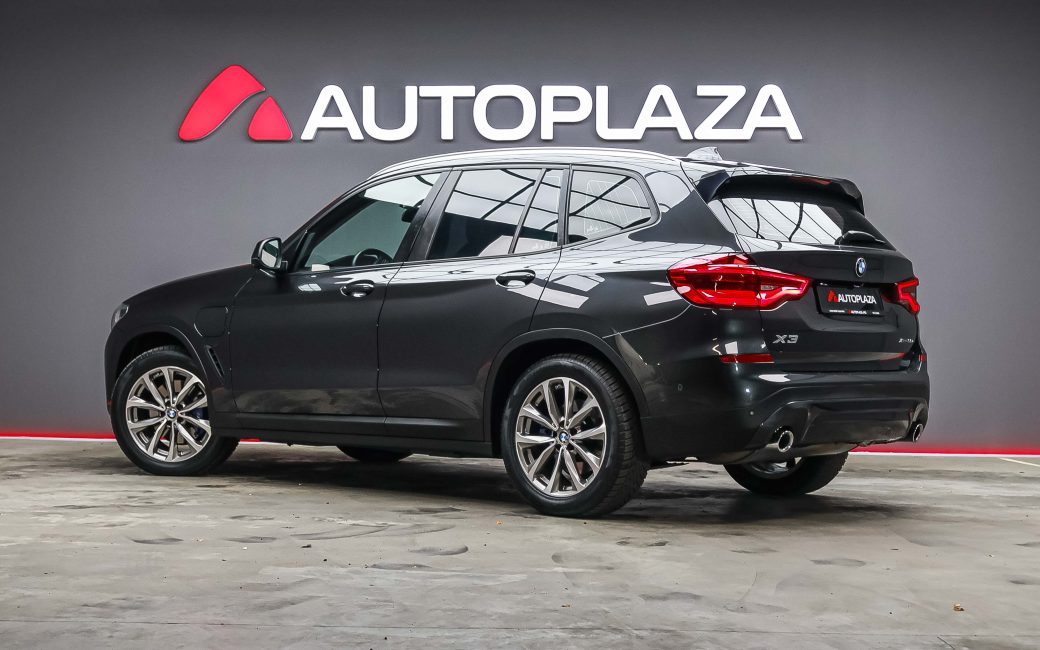 BMW X3 2021