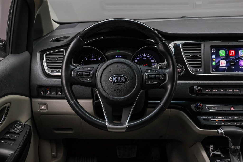 KIA Carnival 2019