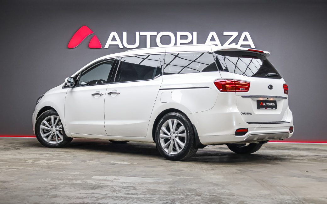 KIA Carnival 2019
