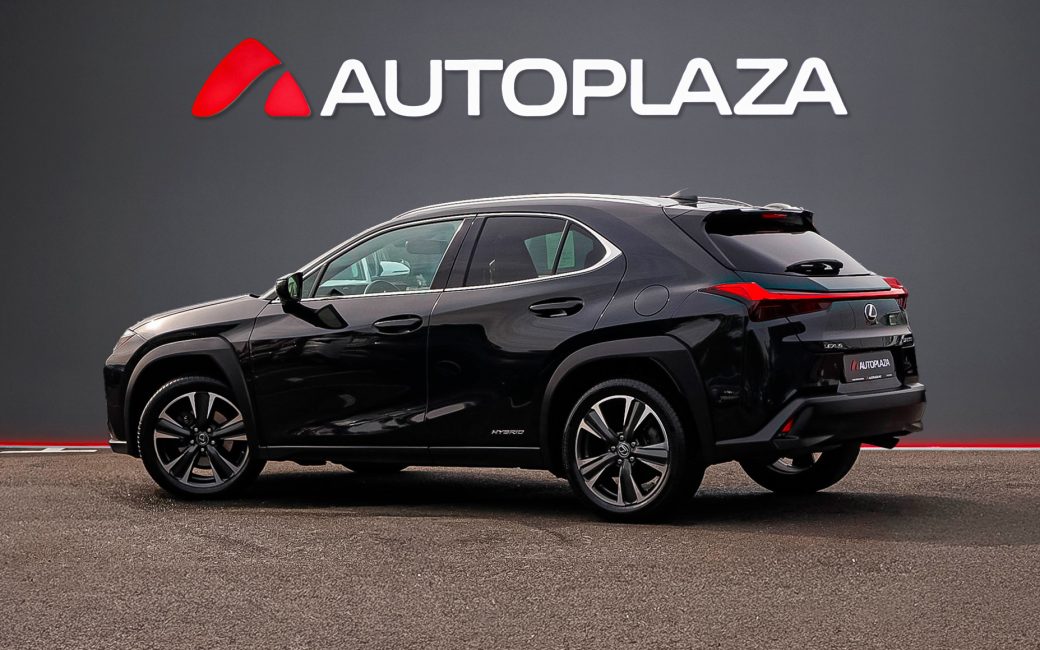Lexus UX 2020