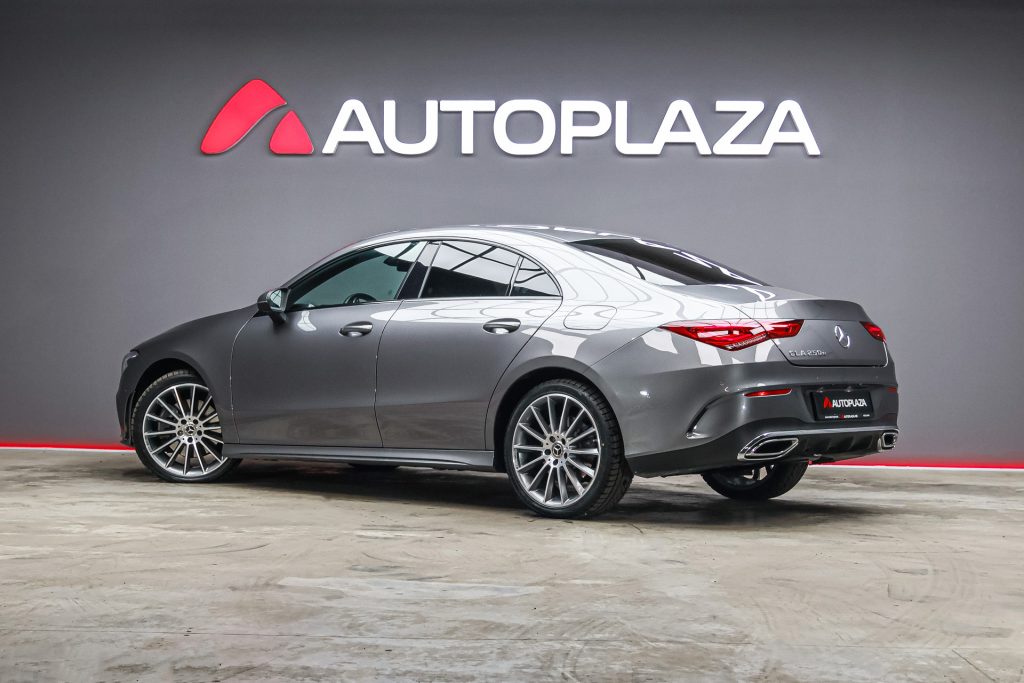 Mercedes Benz CLA 2021