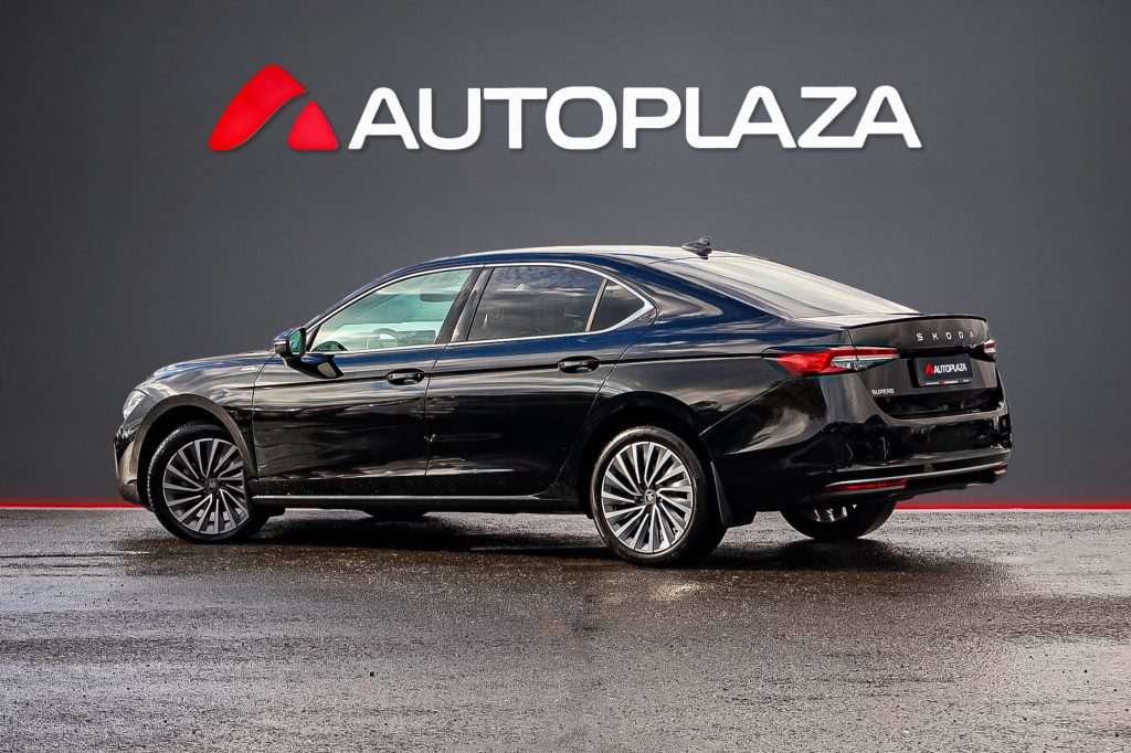 Skoda Superb 2025