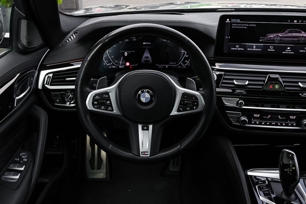 BMW 5 Series 2021
