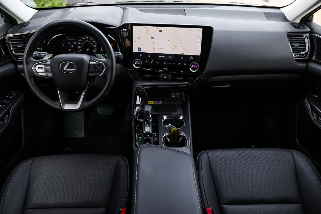 Lexus NX 2022