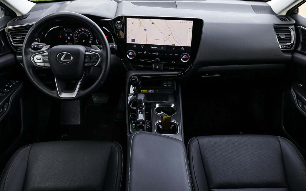Lexus NX 2022