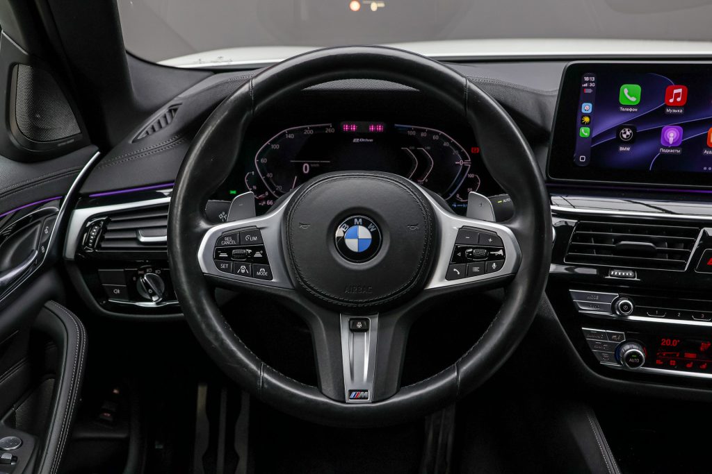 BMW 5 Series 2021