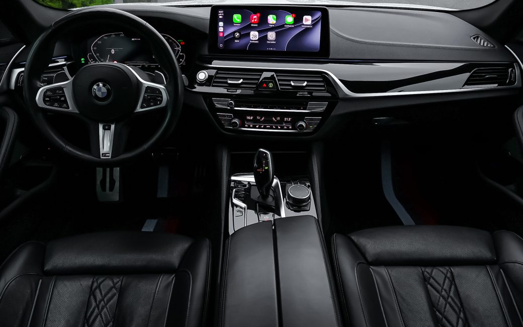 BMW 5 Series 2021