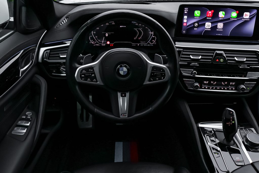 BMW 5 Series 2021